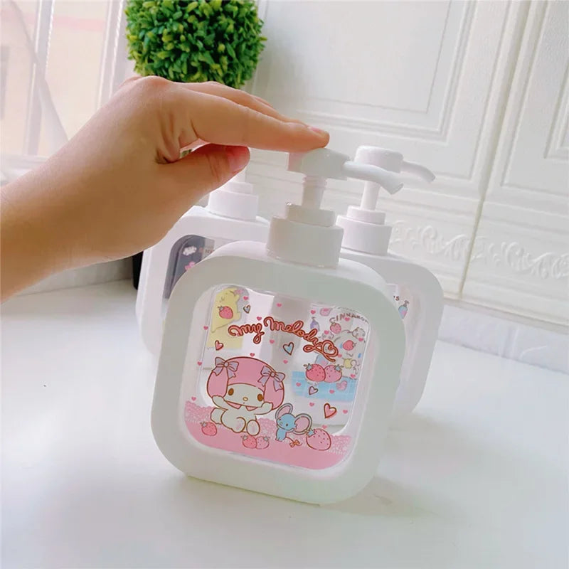 Sanrioed Cinnamoroll Hello Kitty Melody Kuromi Pochacoo Squeeze Lotion Bottle Portable Body Wash Handwashing Fluid Empty Bottled