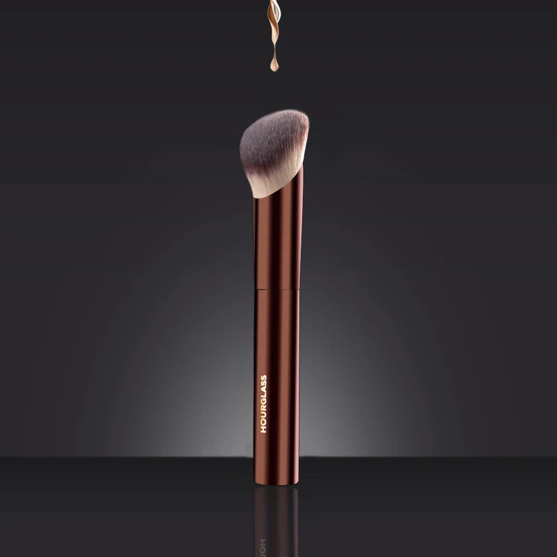 Hourglass Makeup Brush- No.21 Ambient Soft Glow Foundation Brush Soft Fiber Hair Fashion Design Single Face Brush